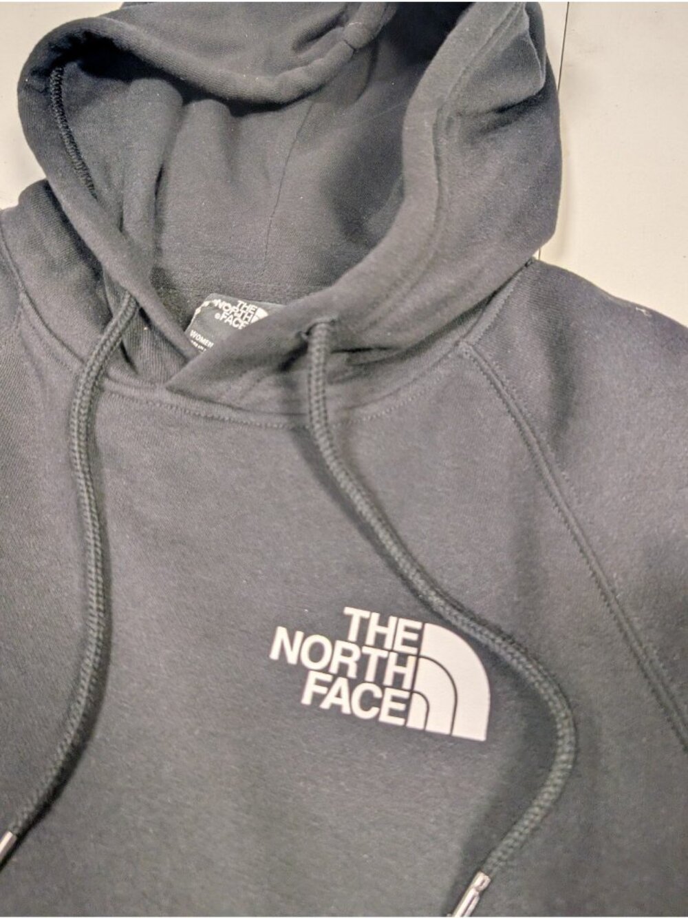 The North Face Women's Box NSE Pullover Hoodie Black Red Small - Picture 4 of 7